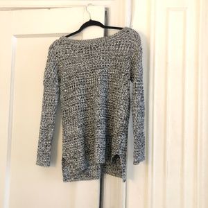 💥Super Sale💥 NWOT H&M Black + White Knit Sweater, Sz XS